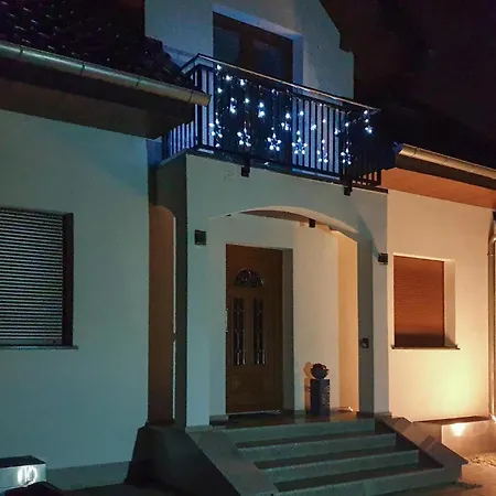 1 Bedroom Stunning In Dobra Krapkowice * Dobra (Krapkowice)